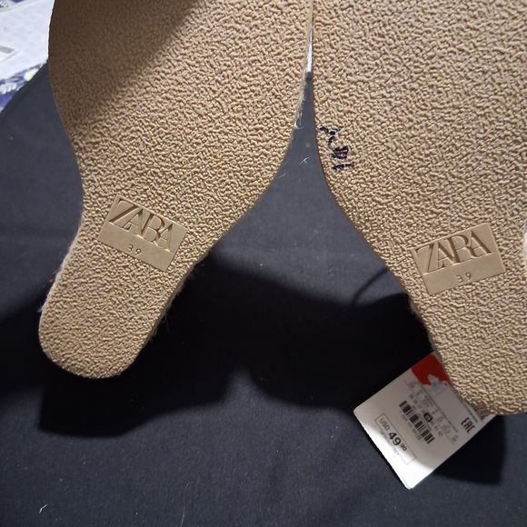 Zara Women's Black Espadrille Flats - Picture 9 of 10